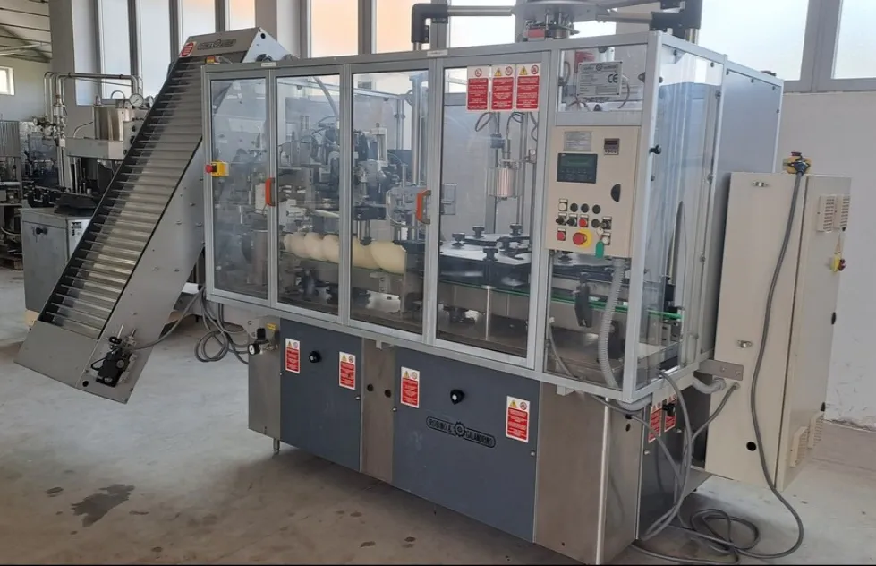 Robino & Galandrino FT 4 capsuling machine