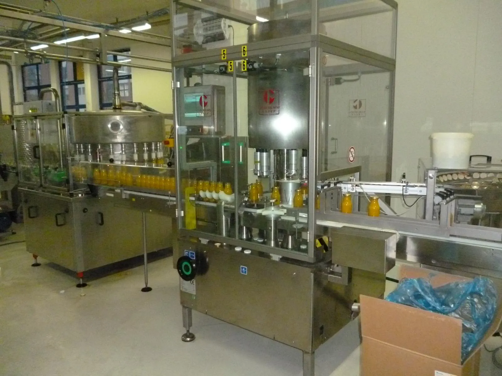 Marchesini twist-off capper